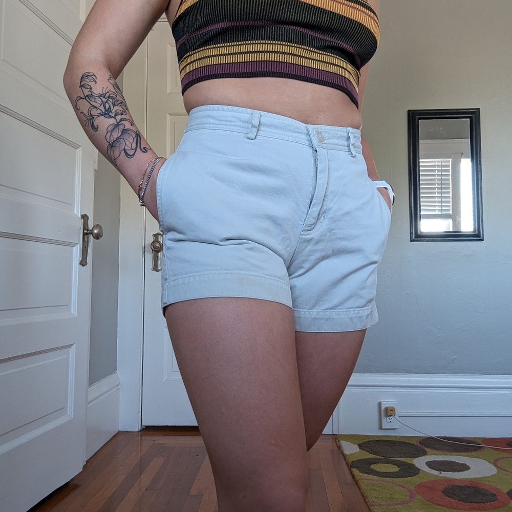White GAP Retro Cut shorts size 0